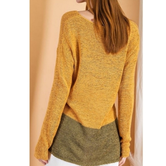 Easel color block sweater. - Picture 2 of 4